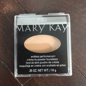 Mary Kay Creme to powder foundation
